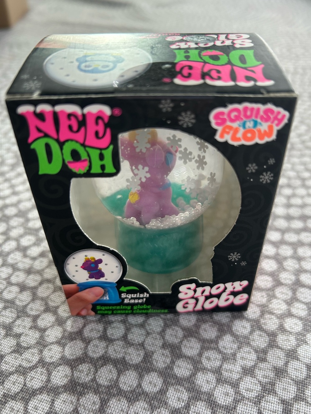 NeeDoh Squish N' Flow Snow Globe - Purple Rudy the REINDOH, Teal Base, NEW